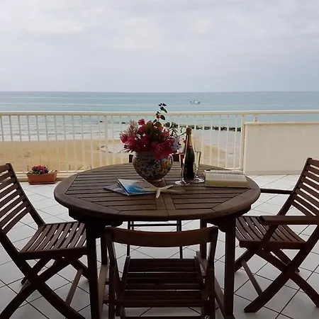 Terrazzo Sul Mare Apartment Donnalucata  Exterior photo